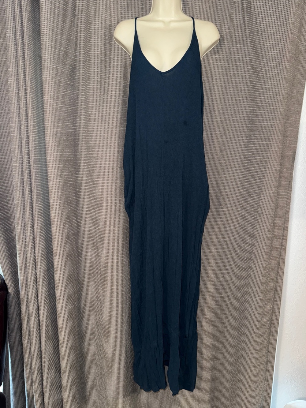 Flowy Navy Spaghetti Strap Maxi Dress